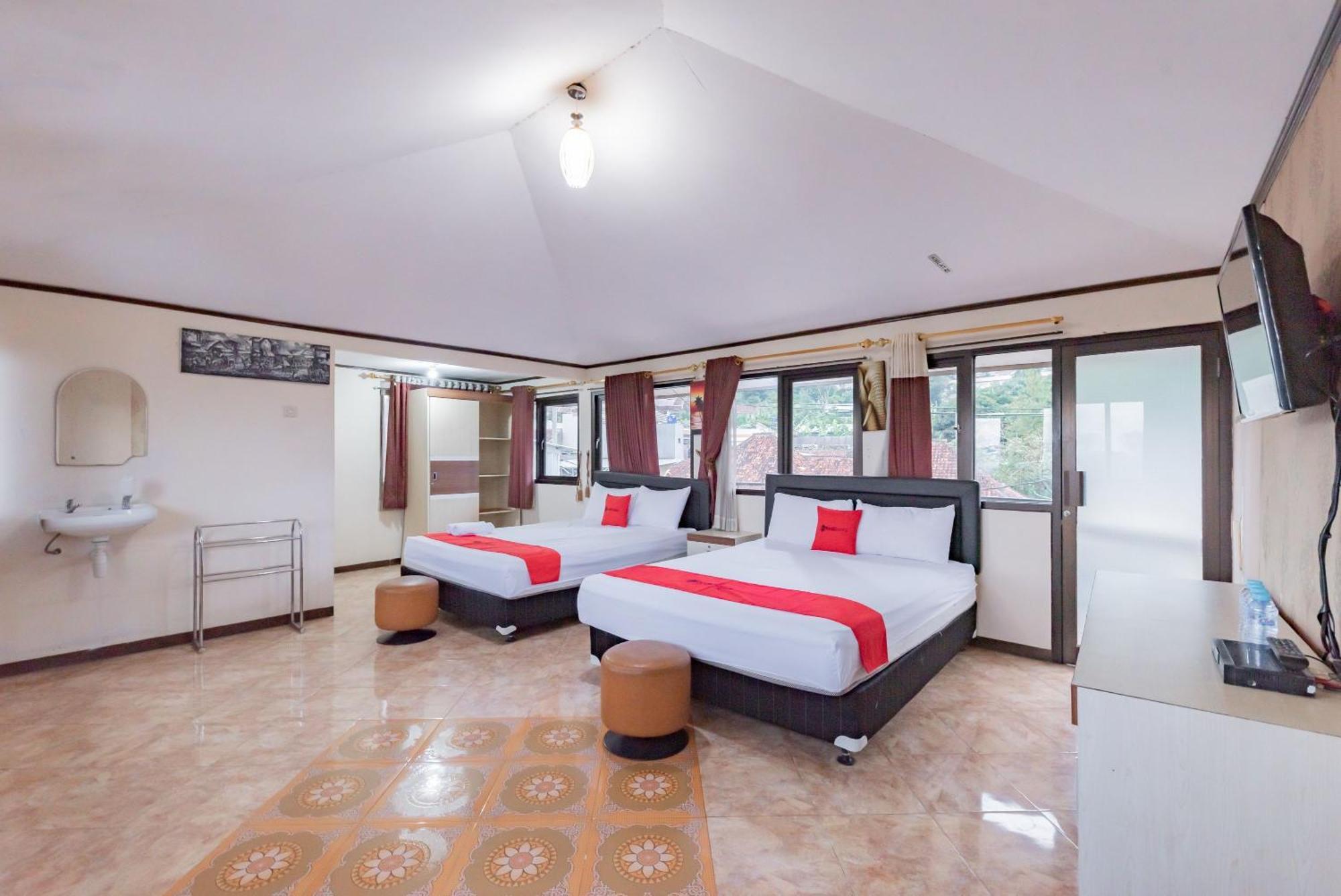 Hotel Reddoorz Near Cikole Lembang Exteriér fotografie