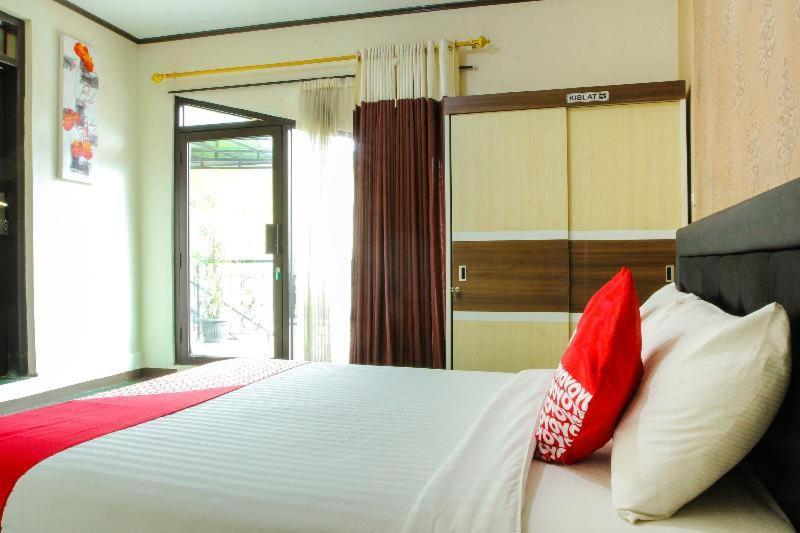 Hotel Reddoorz Near Cikole Lembang Pokoj fotografie